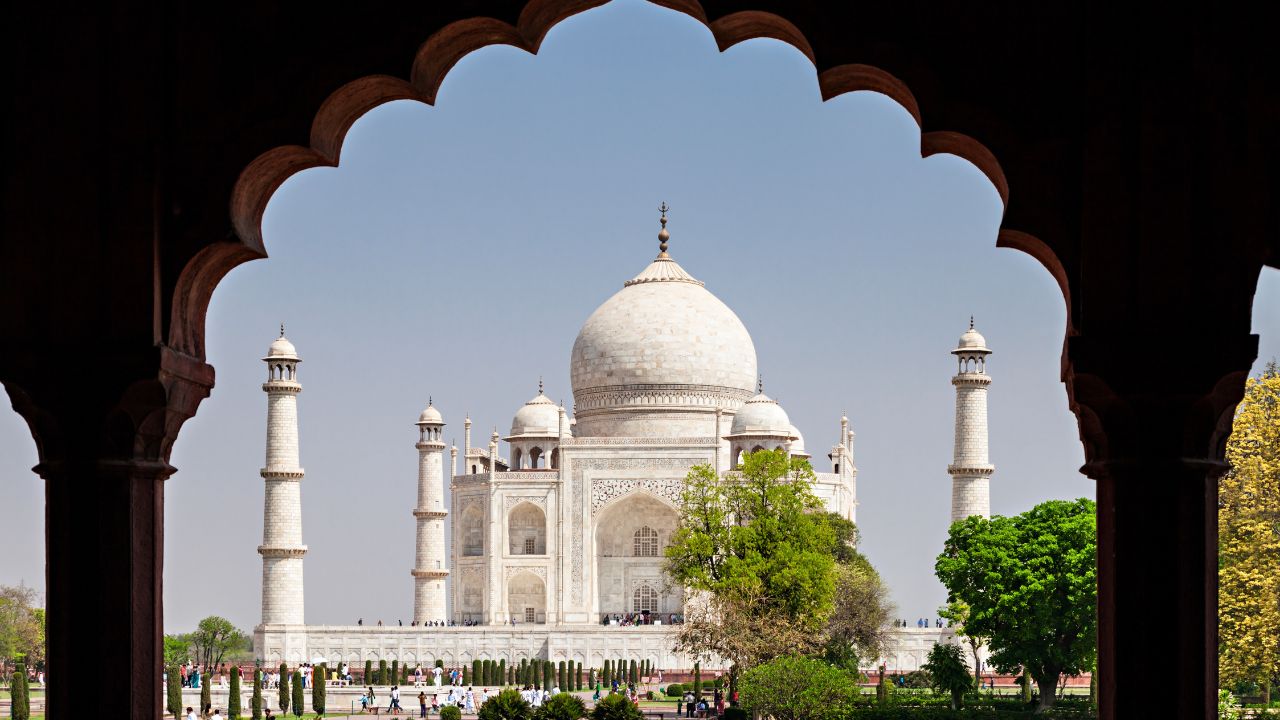 Agra Sightseeing Tour